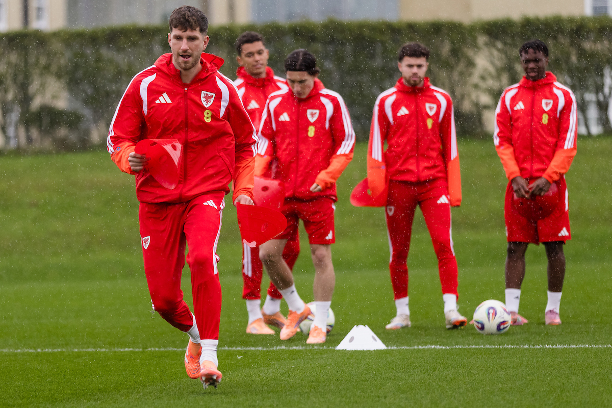 396afd9e3a334ea6edd6d5716266a9d3_2025-11-14-Cymru-Senior-Men-Training-Session-15 396afd9e3a334ea6edd6d5716266a9d3_2025-11-14-Cymru-Senior-Men-Training-Session-15