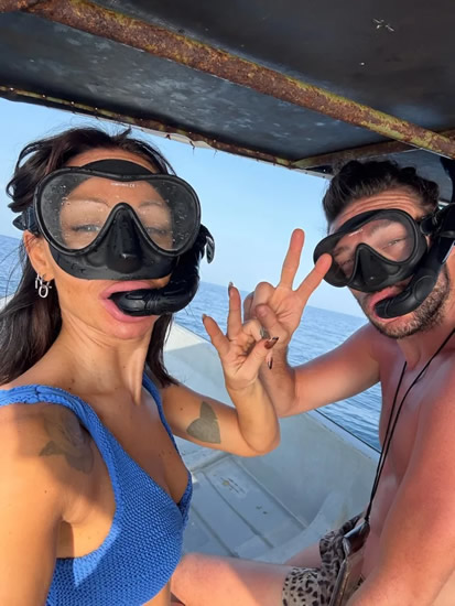 'WE ARE SO LUCKY' Andy Carroll soaks up sun on luxury Zanzibar holiday with girlfriend Lou Teasdale & shares sweet ‘I love you’ message