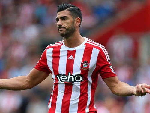 Prem icon 'off the radar' in Dubai after divorce of football's 'hottest couple'